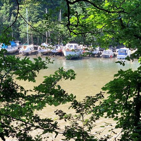 ダートマスLittle Havenアパートメント エクステリア 写真